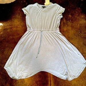 Cute grey tshirt dress! With pockets! Size XL. Simply Vera Vera Wang
